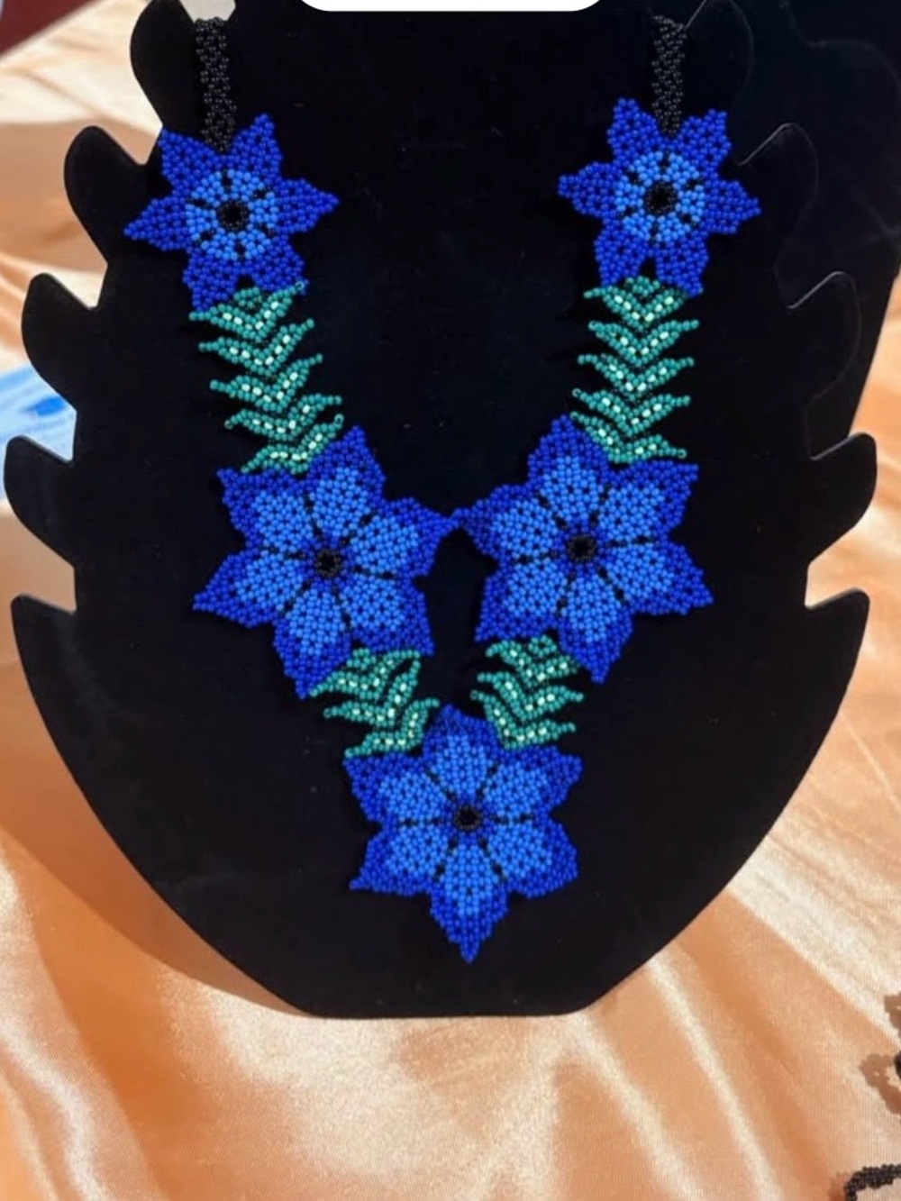 Handmade huichol jewelry